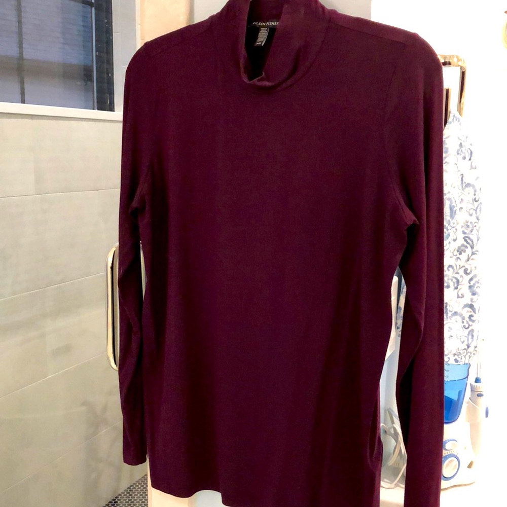 EUC EILEEN FISHER PLUM TURTLENECK